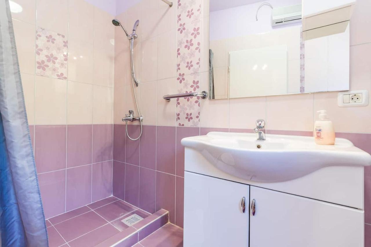 Apartment Dina Pula