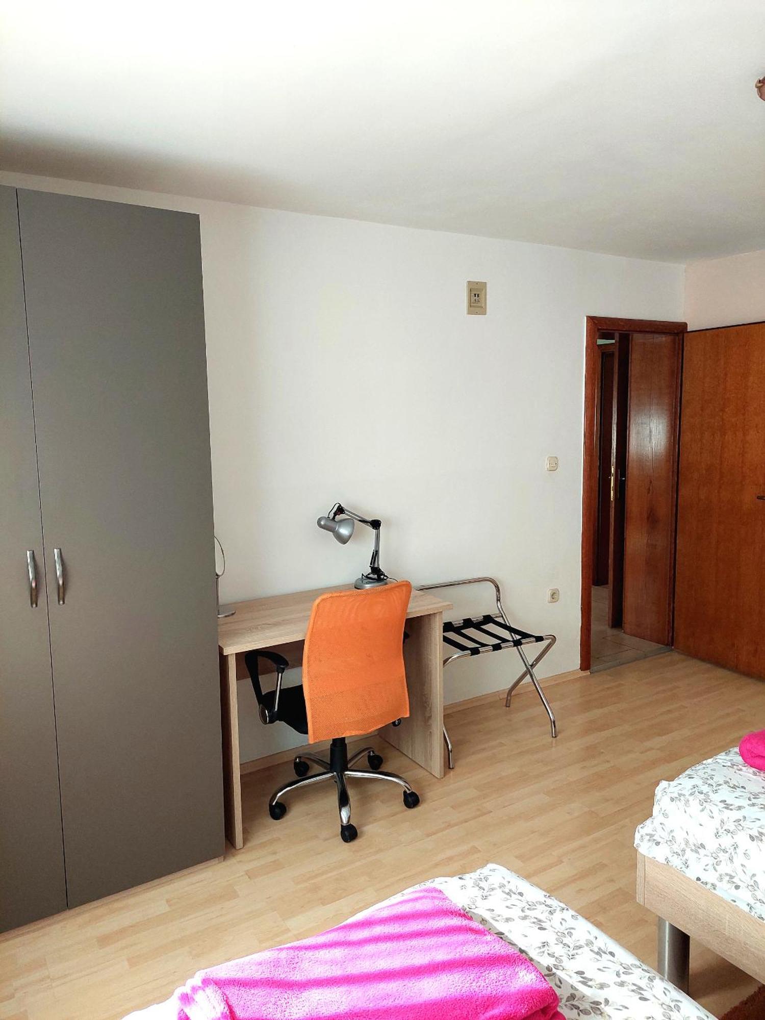 Apartment Dina *