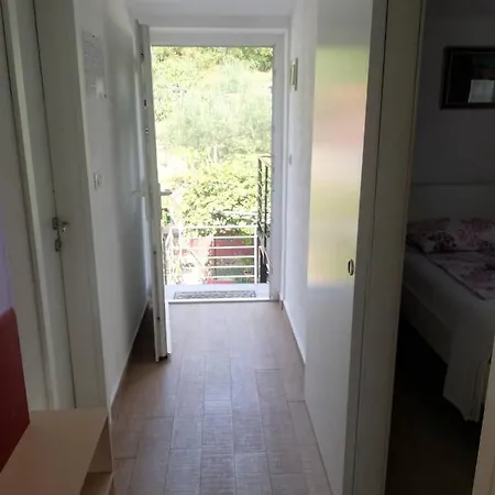 Dina Apartments Pula Exterior photo